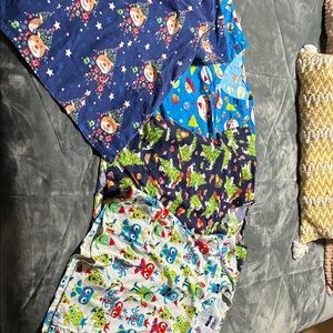 Women’s Scrub Tops 4